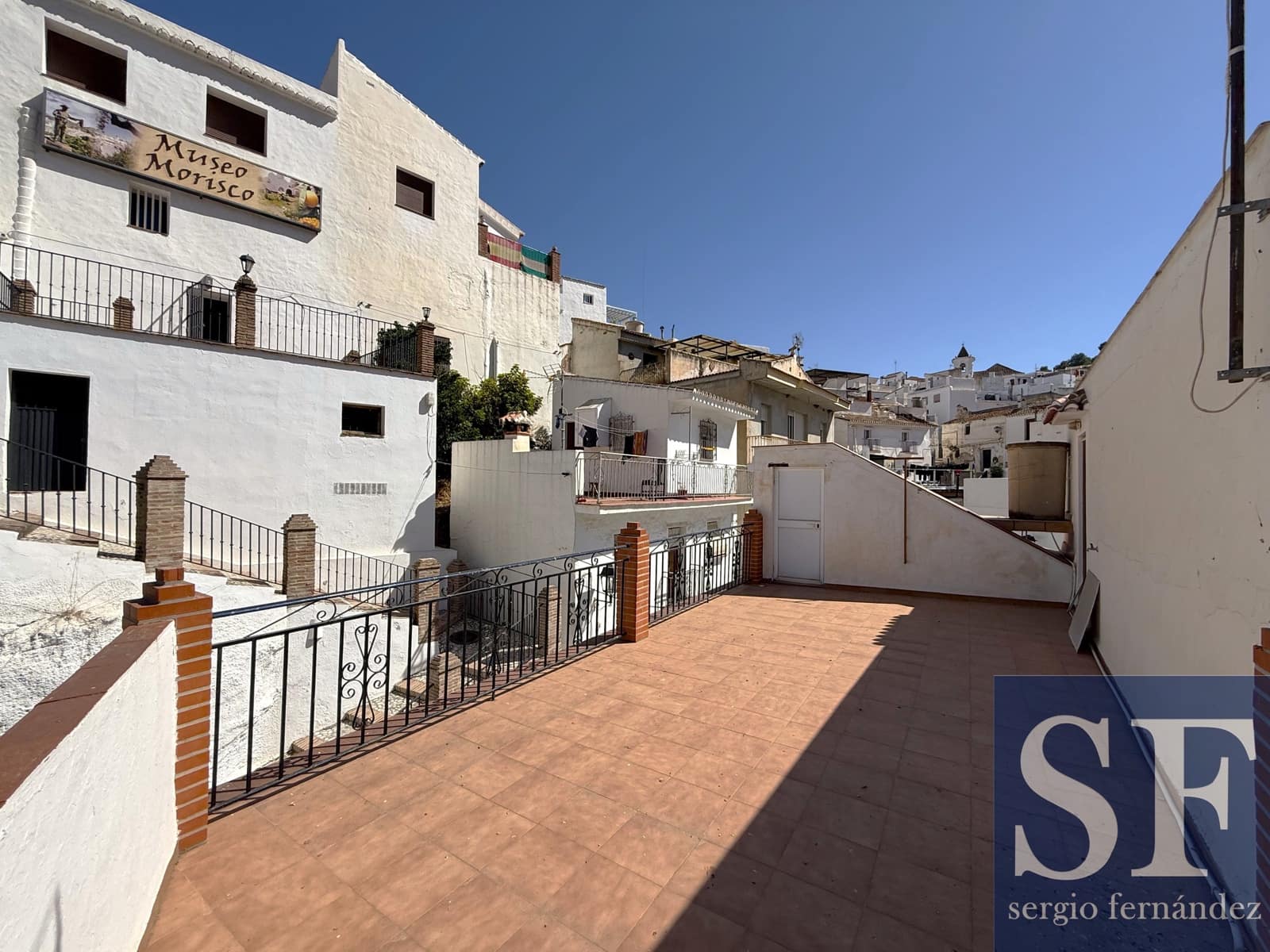 6 soverom Hus til salgs i Sayalonga - € 180 000 (Ref: 10024395)