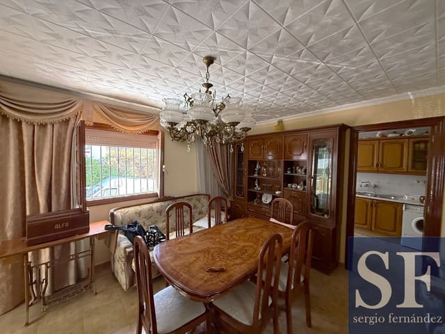 6 soverom Hus til salgs i Sayalonga - € 180 000 (Ref: 10024395)