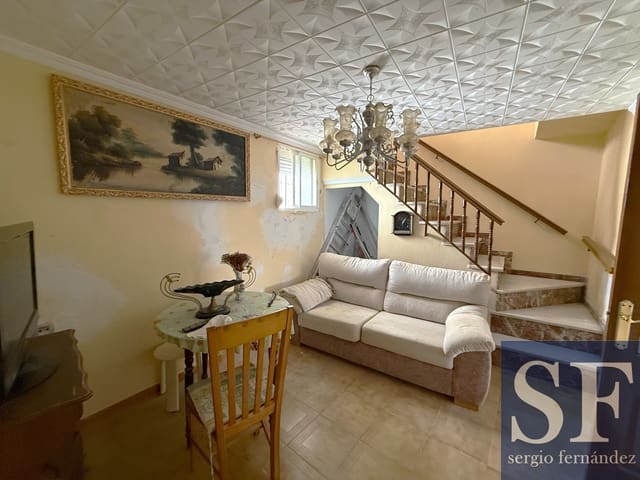 6 soverom Hus til salgs i Sayalonga - € 180 000 (Ref: 10024395)