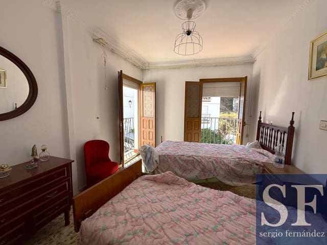 6 soverom Hus til salgs i Sayalonga - € 180 000 (Ref: 10024395)