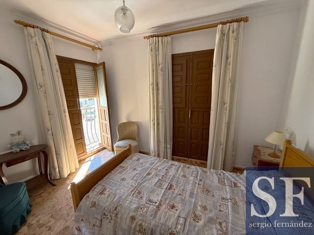 6 soverom Hus til salgs i Sayalonga - € 180 000 (Ref: 10024395)