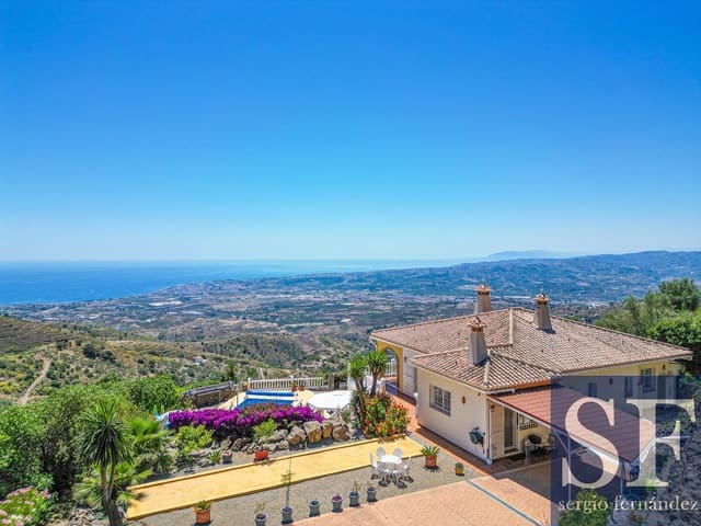 4 bedroom Villa for sale in Arenas with pool garage - € 895,000 (Ref: 10024397)