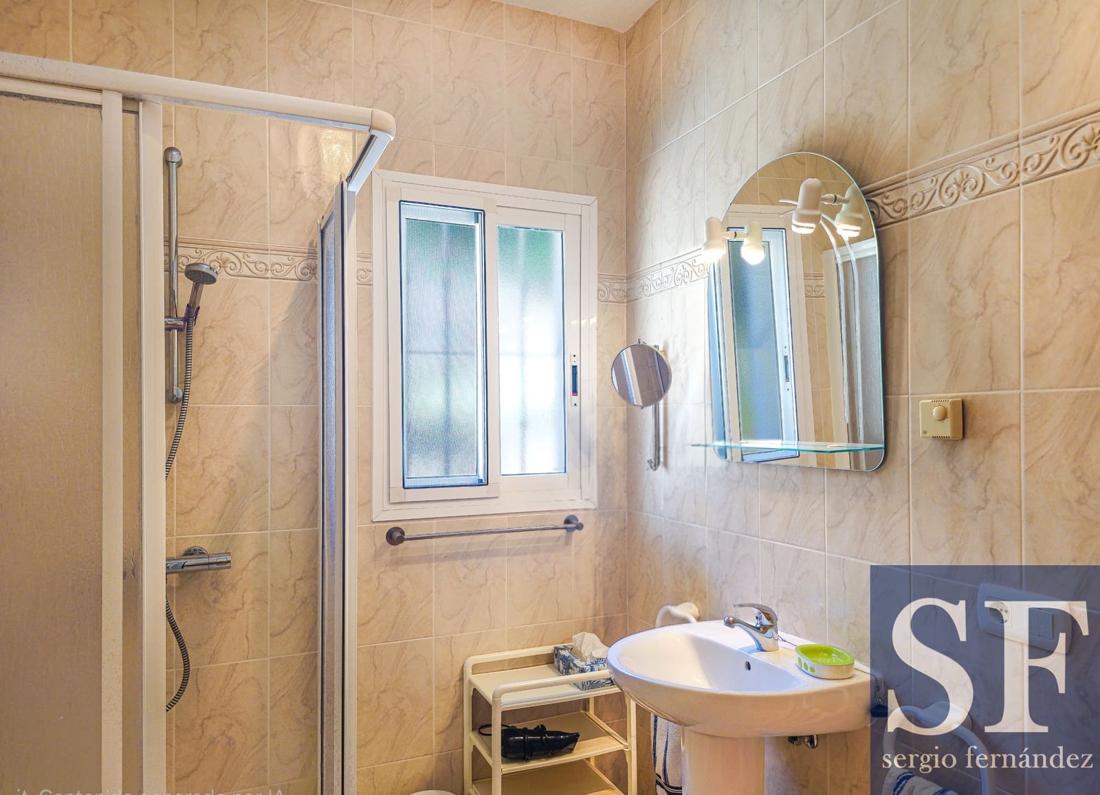 4 bedroom Villa for sale in Arenas with pool garage - € 895,000 (Ref: 10024397)