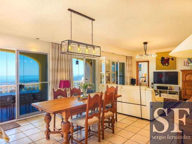4 bedroom Villa for sale in Arenas with pool garage - € 895,000 (Ref: 10024397)