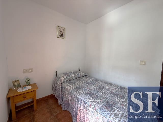 3 soveværelse Byhus til salg i Canillas de Albaida - € 99.000 (Ref: 10035790)