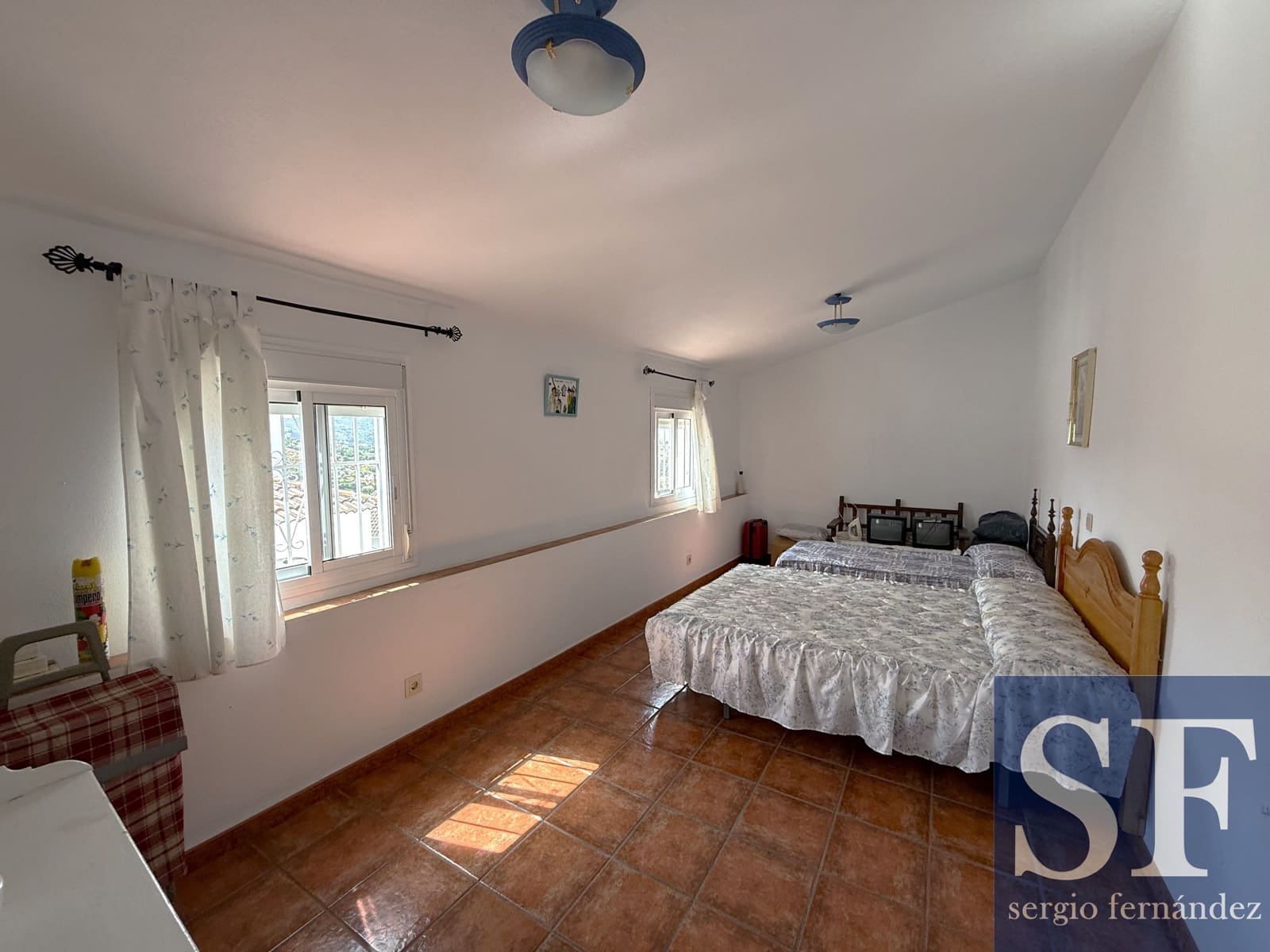 3 soveværelse Byhus til salg i Canillas de Albaida - € 99.000 (Ref: 10035790)