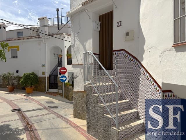 3 soveværelse Byhus til salg i Canillas de Albaida - € 99.000 (Ref: 10035790)