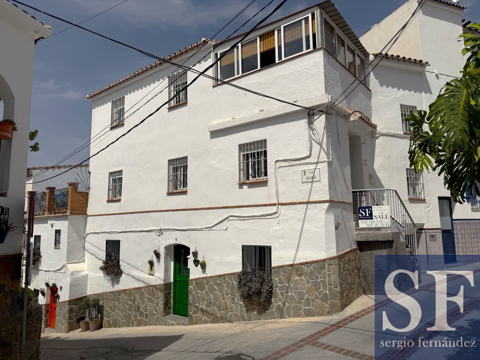 3 soveværelse Byhus til salg i Canillas de Albaida - € 99.000 (Ref: 10035790)