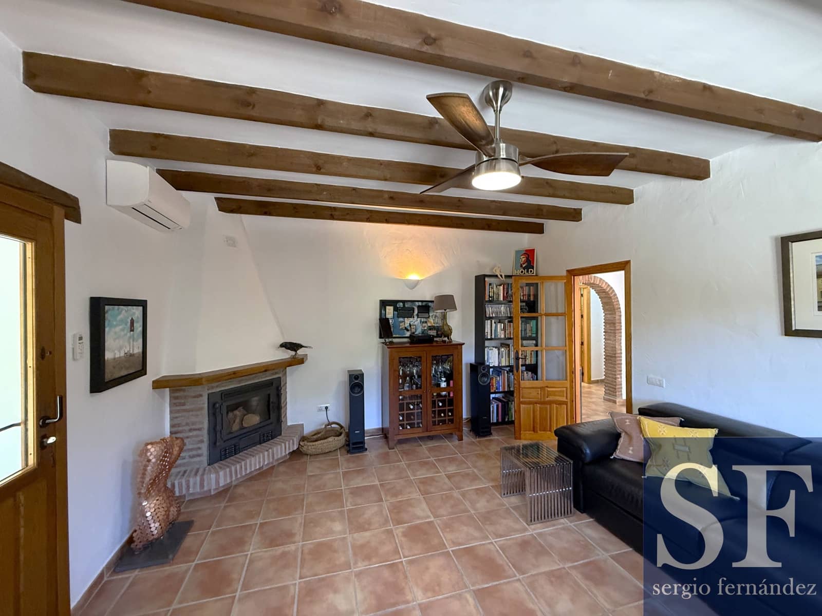Chalet de 3 habitaciones en Cómpeta en venta con garaje - 365.000 € (Ref: 10035793)