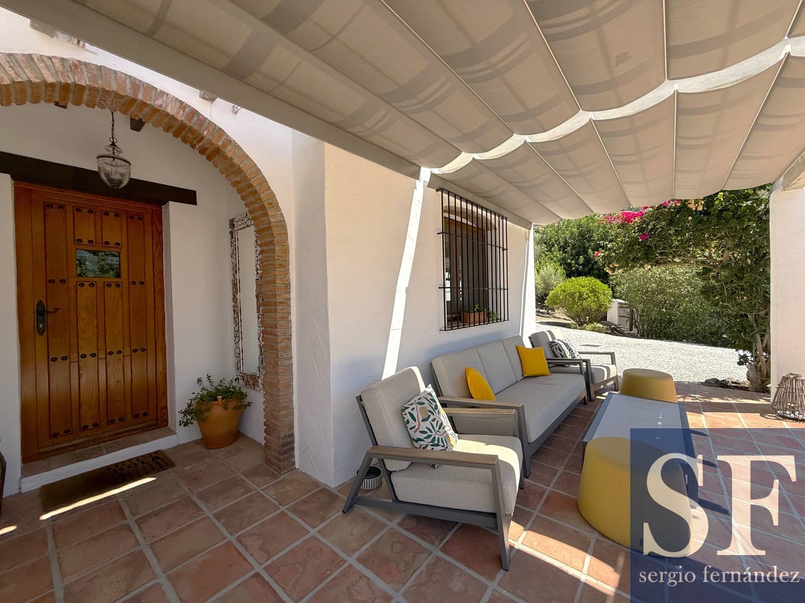 Chalet de 3 habitaciones en Cómpeta en venta con garaje - 365.000 € (Ref: 10035793)