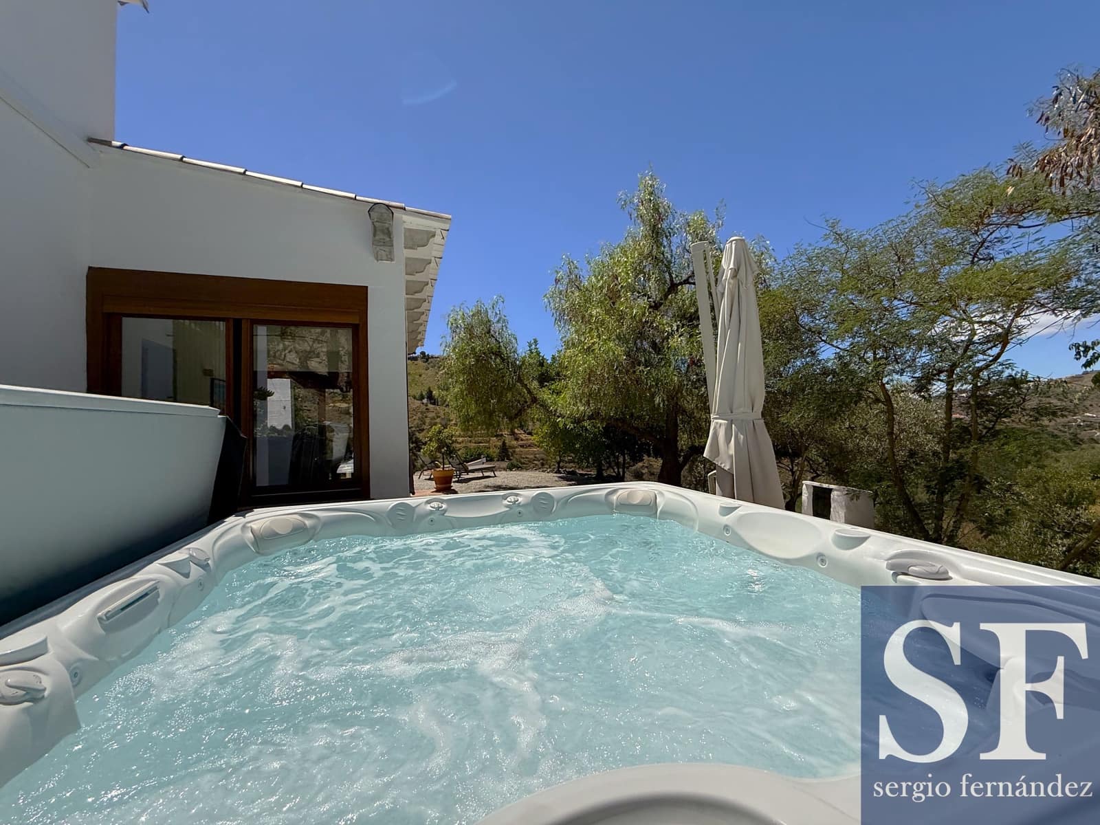Chalet de 3 habitaciones en Cómpeta en venta con garaje - 365.000 € (Ref: 10035793)