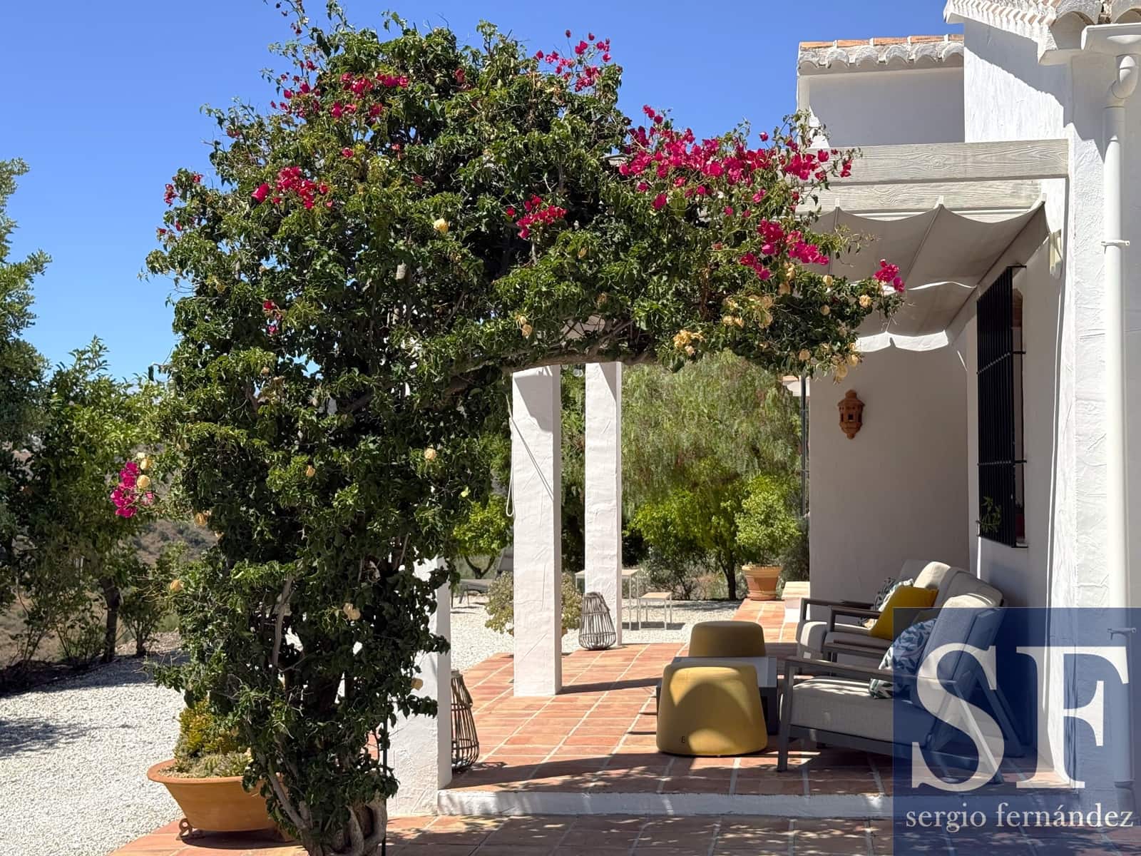 Chalet de 3 habitaciones en Cómpeta en venta con garaje - 365.000 € (Ref: 10035793)