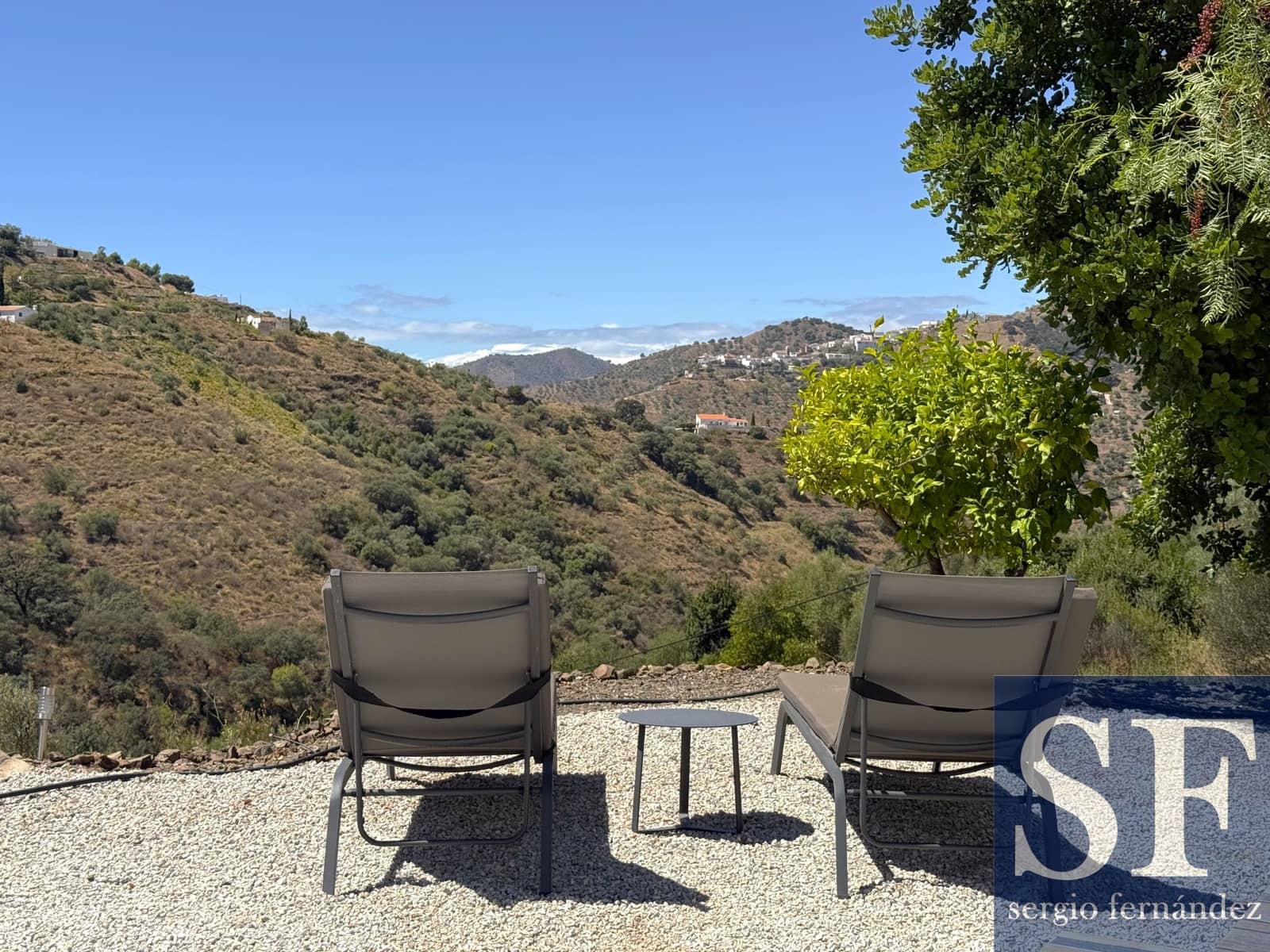 Chalet de 3 habitaciones en Cómpeta en venta con garaje - 365.000 € (Ref: 10035793)