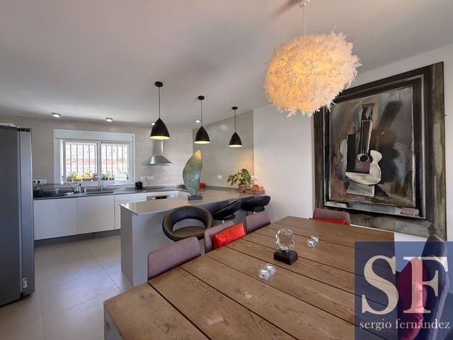 4 soveværelse Byhus til salg i Cómpeta med garage - € 389.950 (Ref: 10035794)