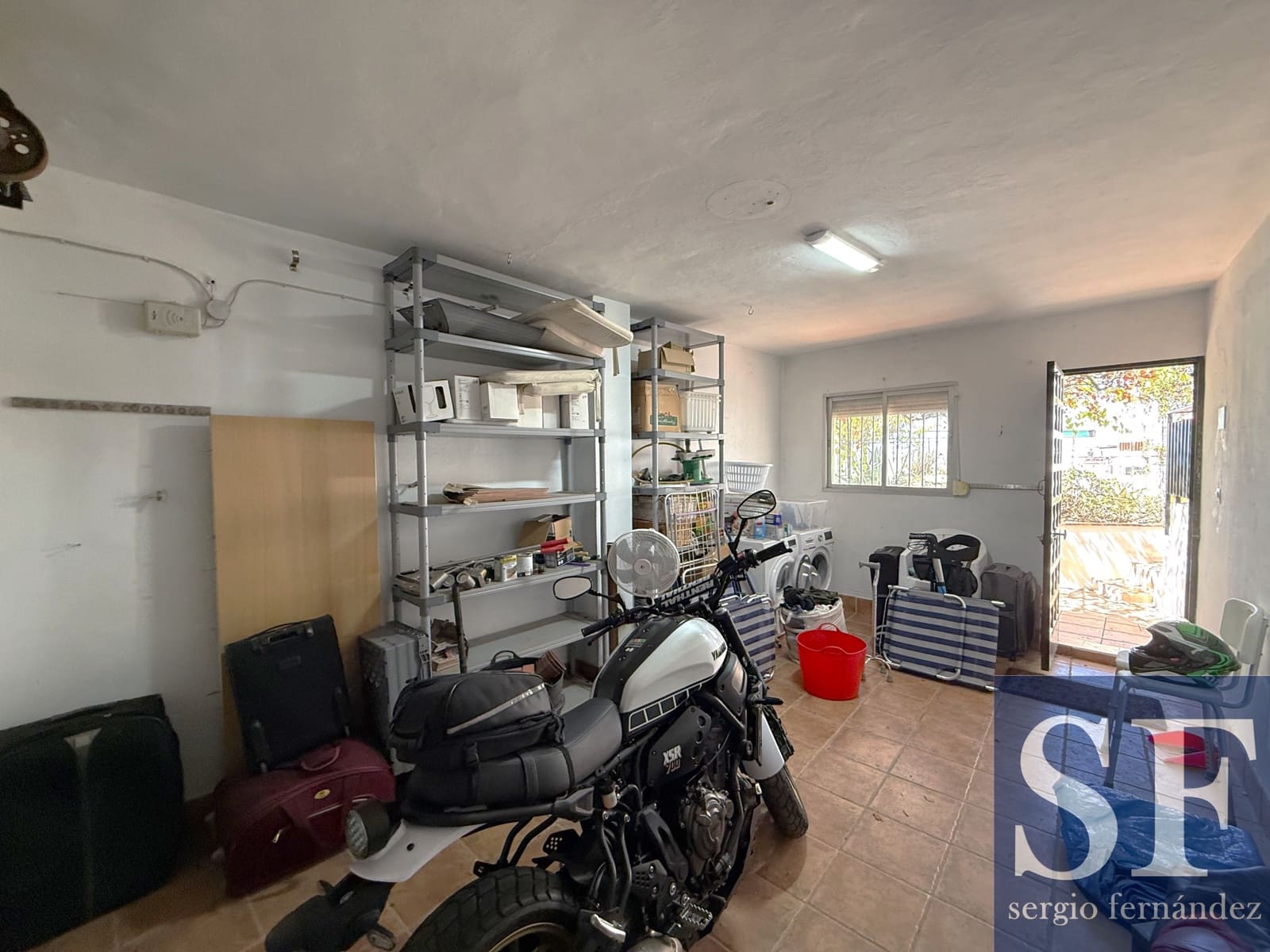 4 soveværelse Byhus til salg i Competa med garage - € 389.950 (Ref: 10035794)