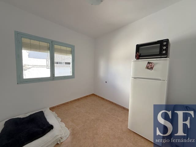 Casa de 4 habitaciones en Cómpeta en venta - 199.000 € (Ref: 10051979)