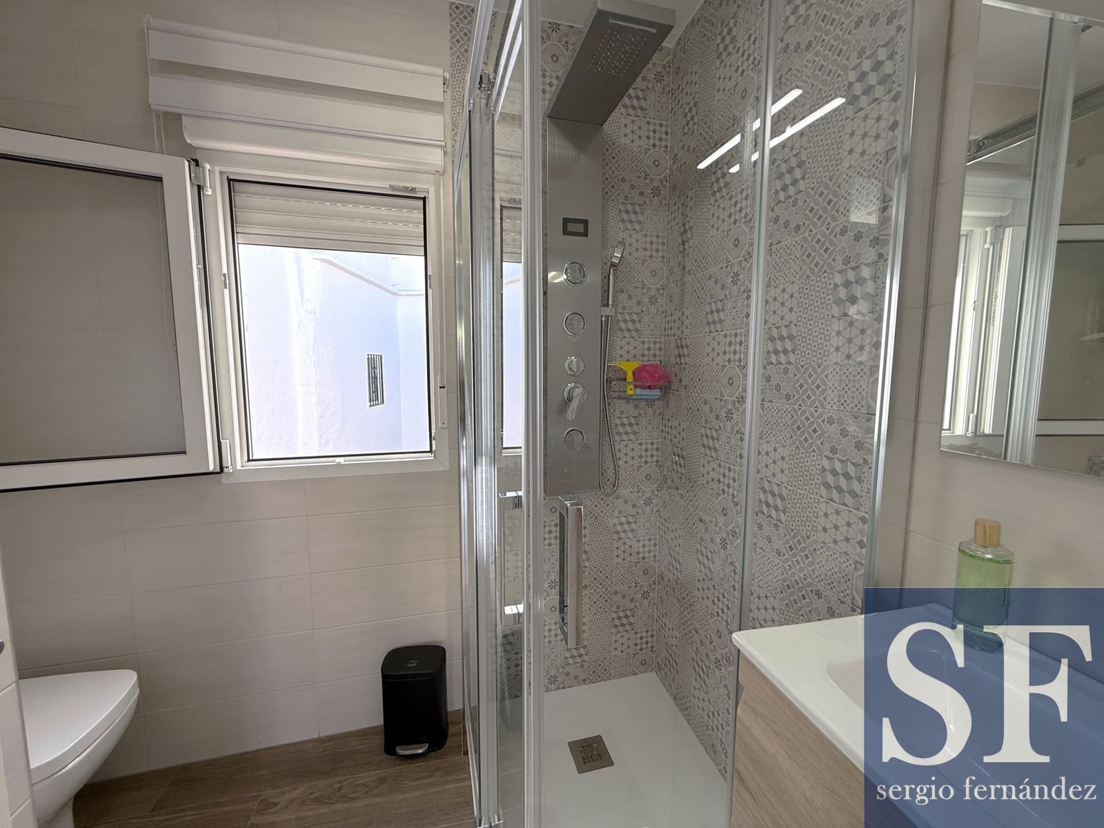 Casa de 4 habitaciones en Cómpeta en venta - 199.000 € (Ref: 10051979)