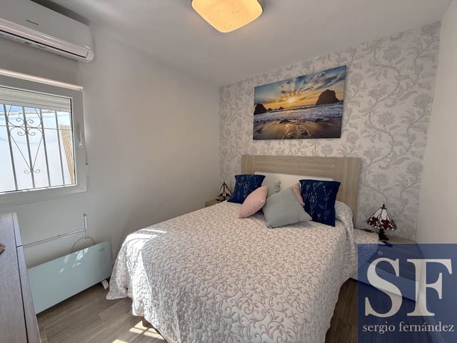 Casa de 4 habitaciones en Cómpeta en venta - 199.000 € (Ref: 10051979)