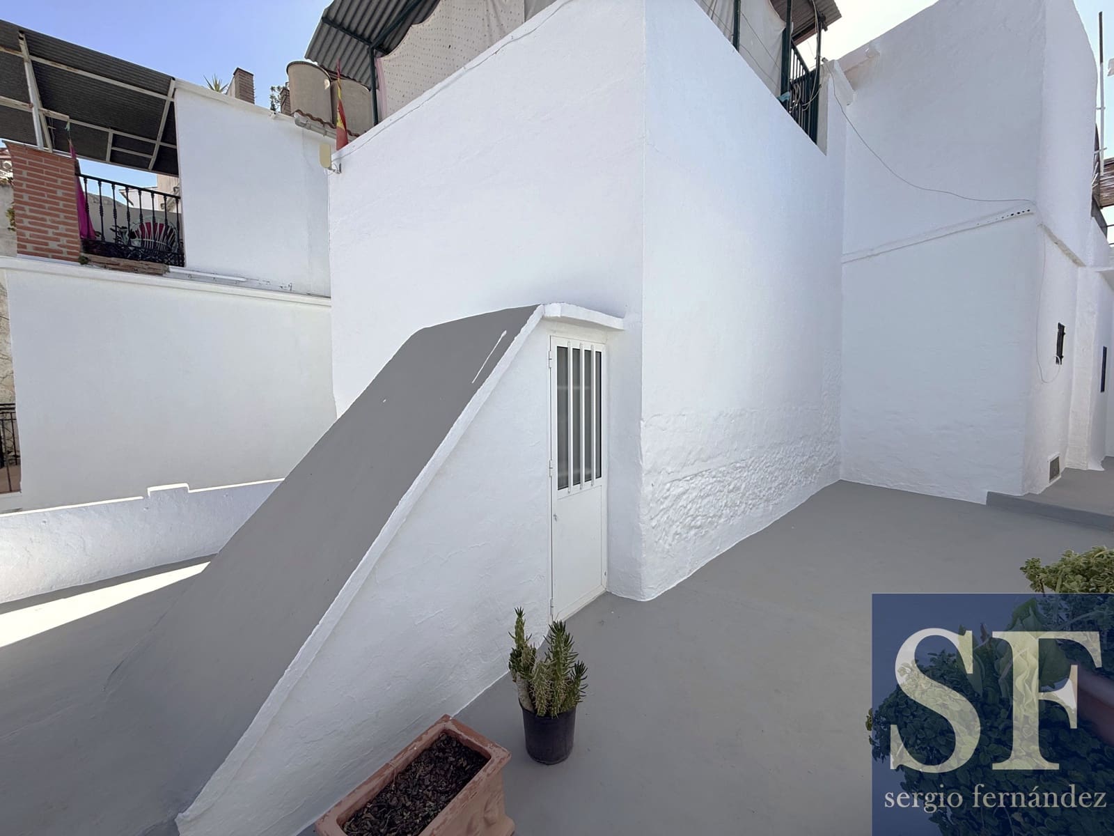 Casa de 4 habitaciones en Cómpeta en venta - 199.000 € (Ref: 10051979)