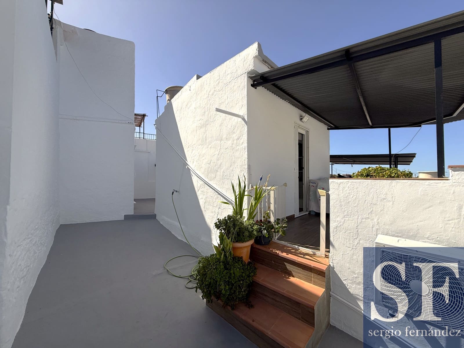 Casa de 4 habitaciones en Cómpeta en venta - 199.000 € (Ref: 10051979)