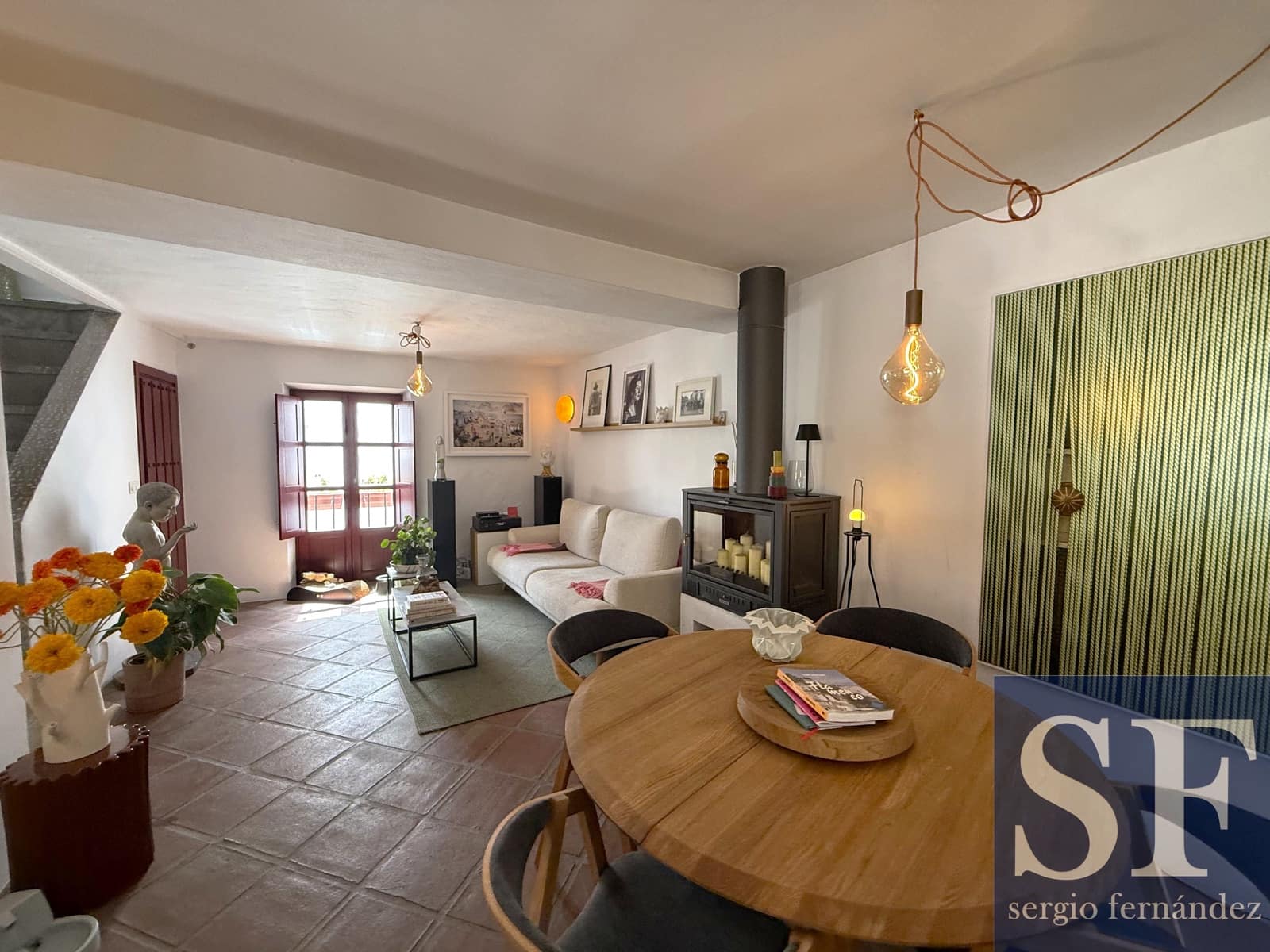 Casa de 2 habitaciones en Cómpeta en venta - 379.000 € (Ref: 10054288)
