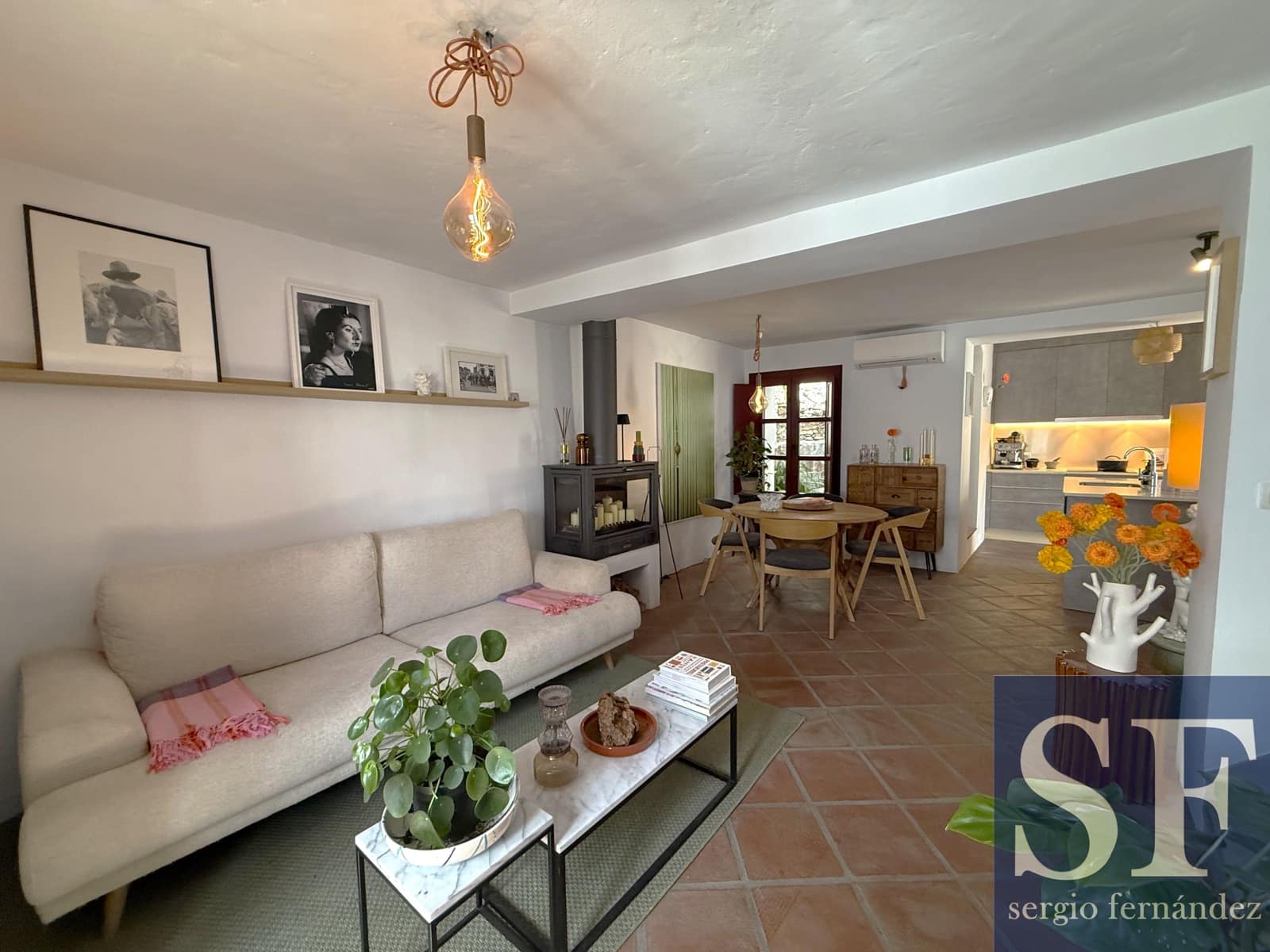 Casa de 2 habitaciones en Cómpeta en venta - 379.000 € (Ref: 10054288)
