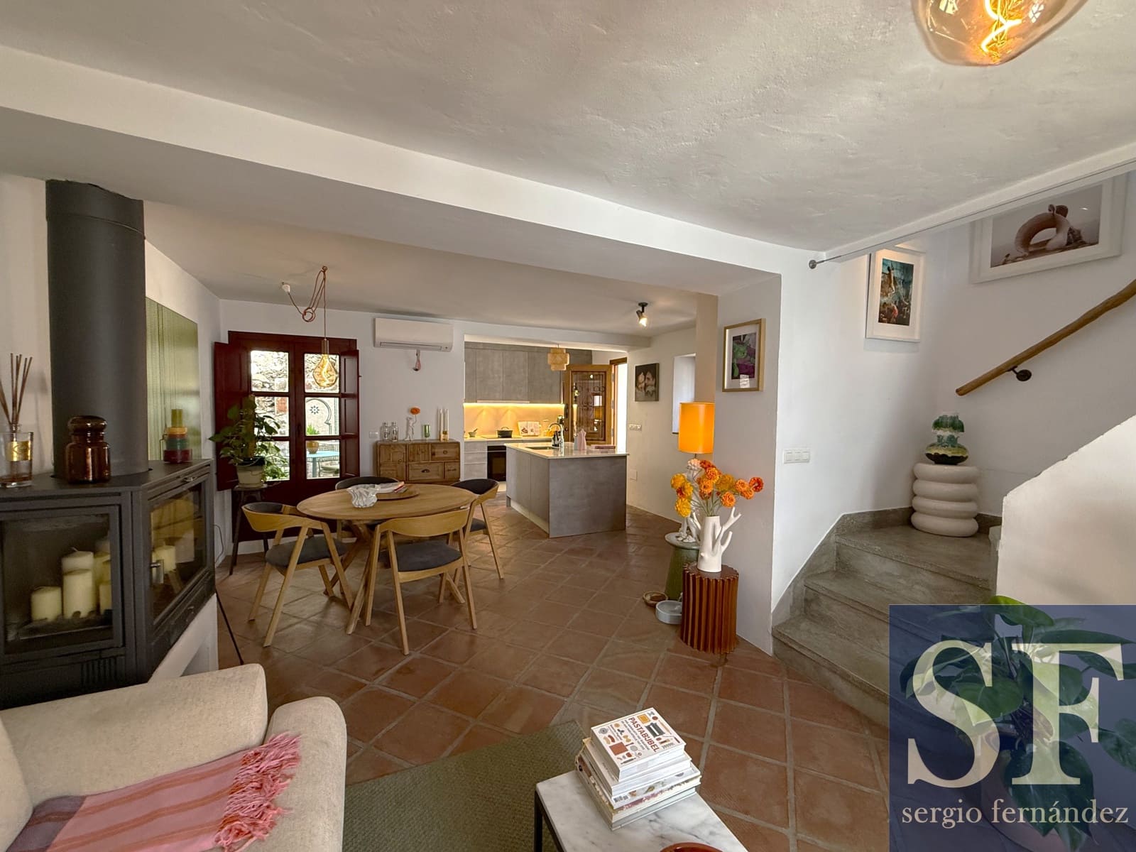 Casa de 2 habitaciones en Cómpeta en venta - 379.000 € (Ref: 10054288)