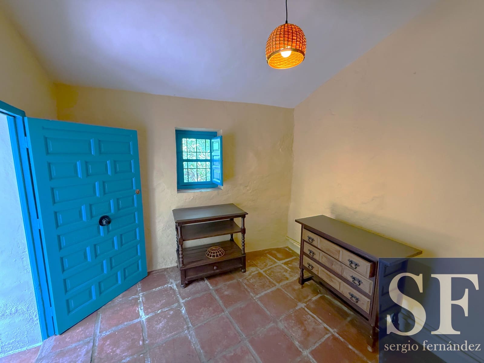 Chalet de 5 habitaciones en Canillas de Albaida en venta con piscina - 395.000 € (Ref: 10057632)