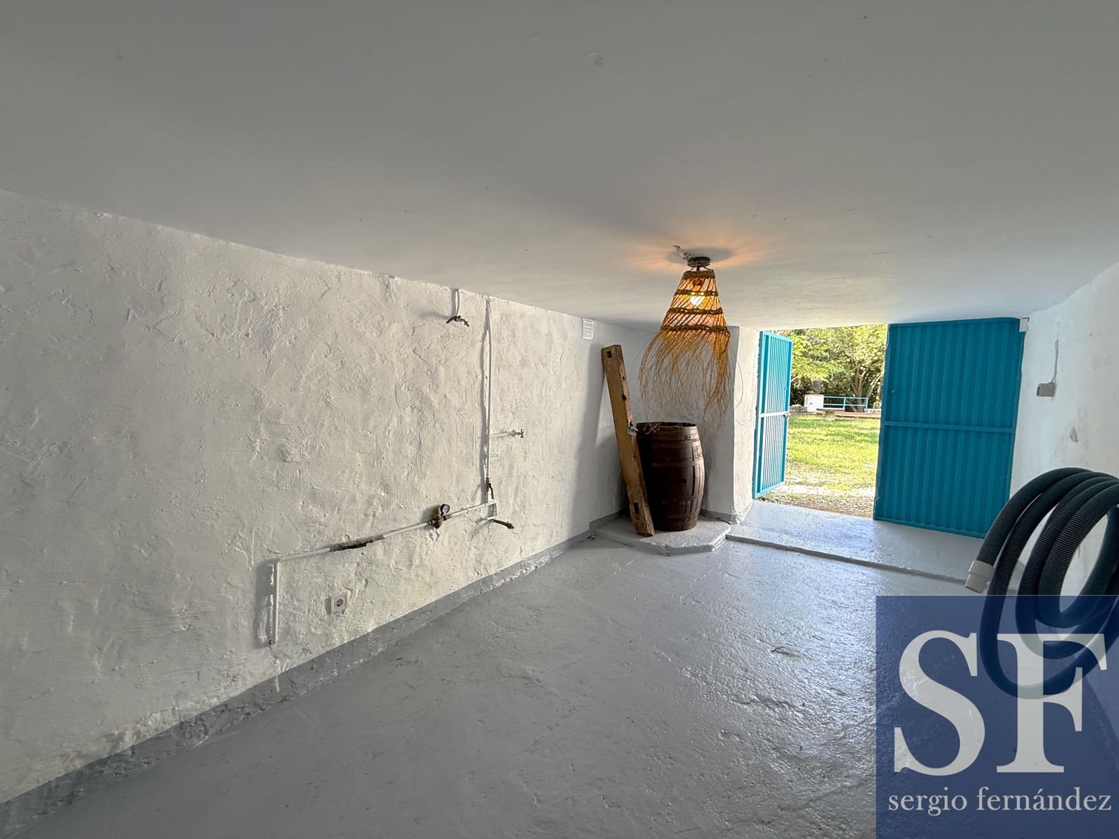 Chalet de 5 habitaciones en Canillas de Albaida en venta con piscina - 395.000 € (Ref: 10057632)