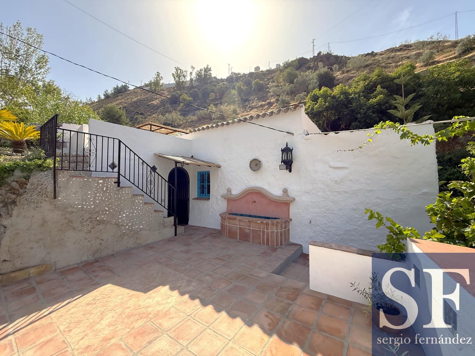 Chalet de 5 habitaciones en Canillas de Albaida en venta con piscina - 395.000 € (Ref: 10057632)