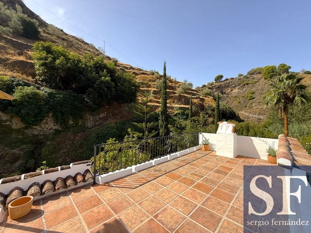 5 soverom Villa til salgs i Canillas de Albaida med svømmebasseng - € 395 000 (Ref: 10057632)