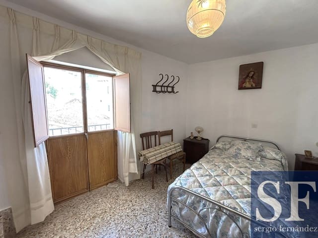 3 quarto Casa em Banda para venda em Sedella com garagem - 73 000 € (Ref: 10073336)