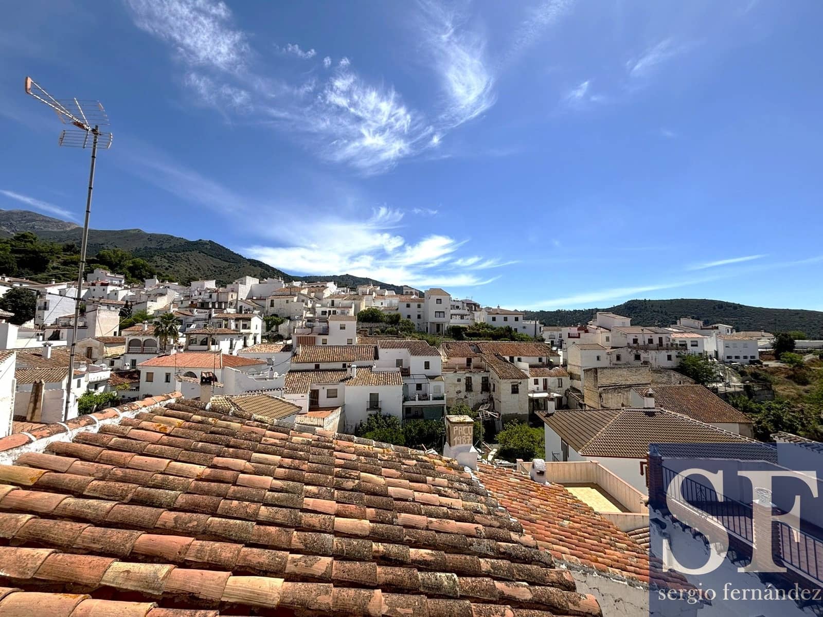 3 quarto Casa em Banda para venda em Sedella com garagem - 73 000 € (Ref: 10073336)
