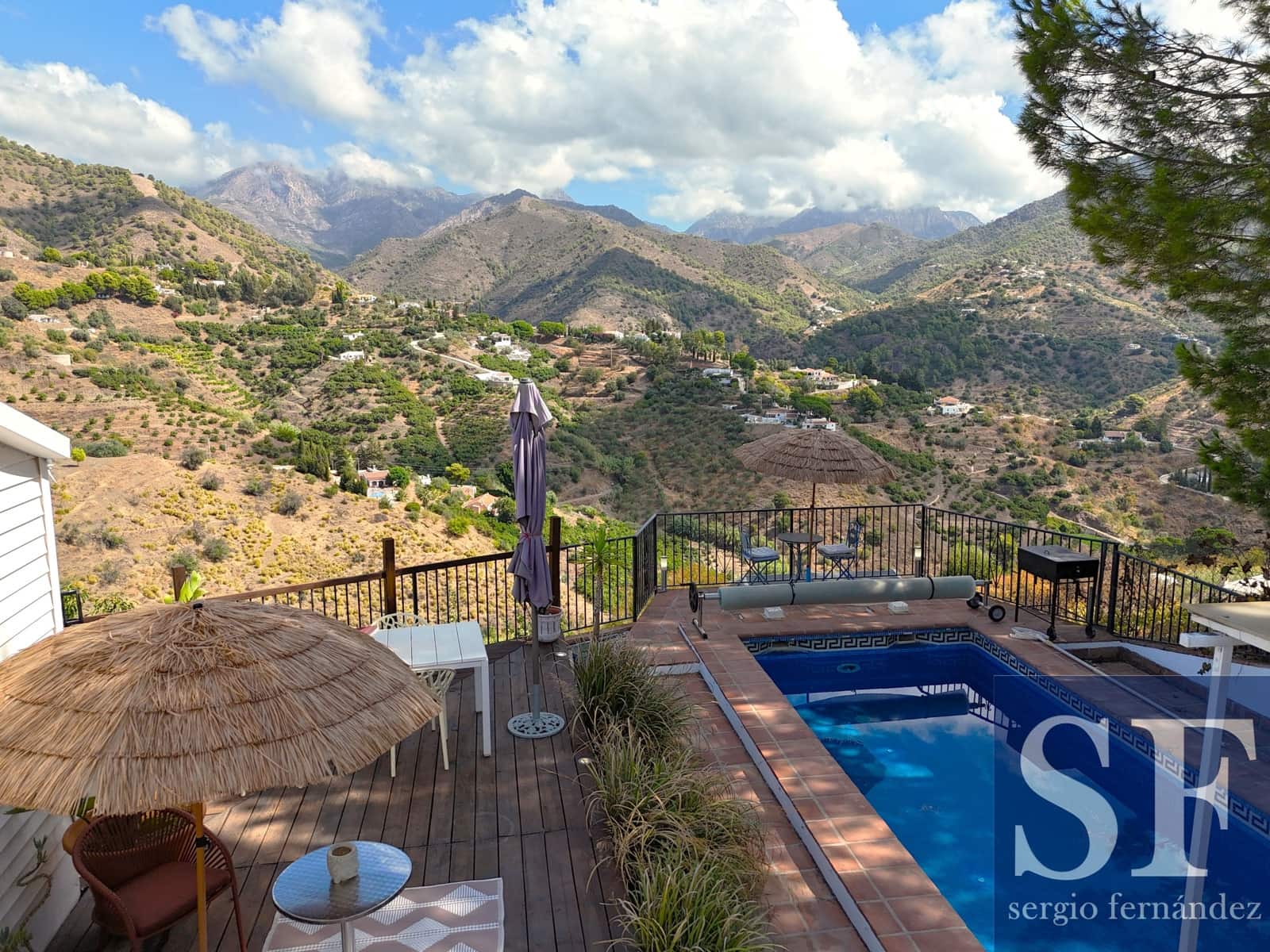 2 chambre Villa/Maison à vendre à Competa avec piscine - 285 000 € (Ref: 10073337)