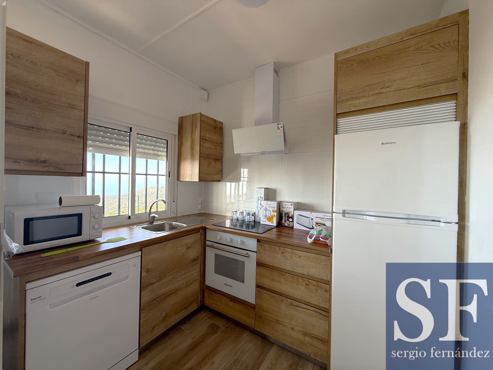 2 bedroom Villa for holiday rental in Torrox with pool - € 1,350 (Ref: 10078933)