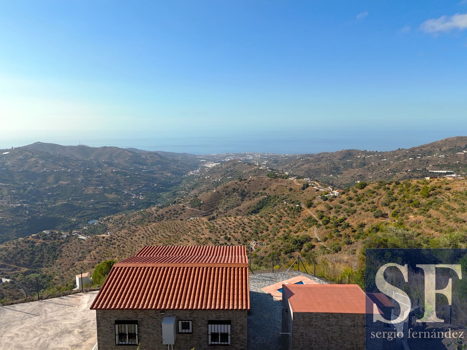 2 bedroom Villa for holiday rental in Torrox with pool - € 1,350 (Ref: 10078933)
