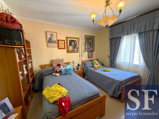 6 Zimmer Haus zu verkaufen in Canillas de Albaida mit Pool Garage - 445.000 € (Ref: 10093928)