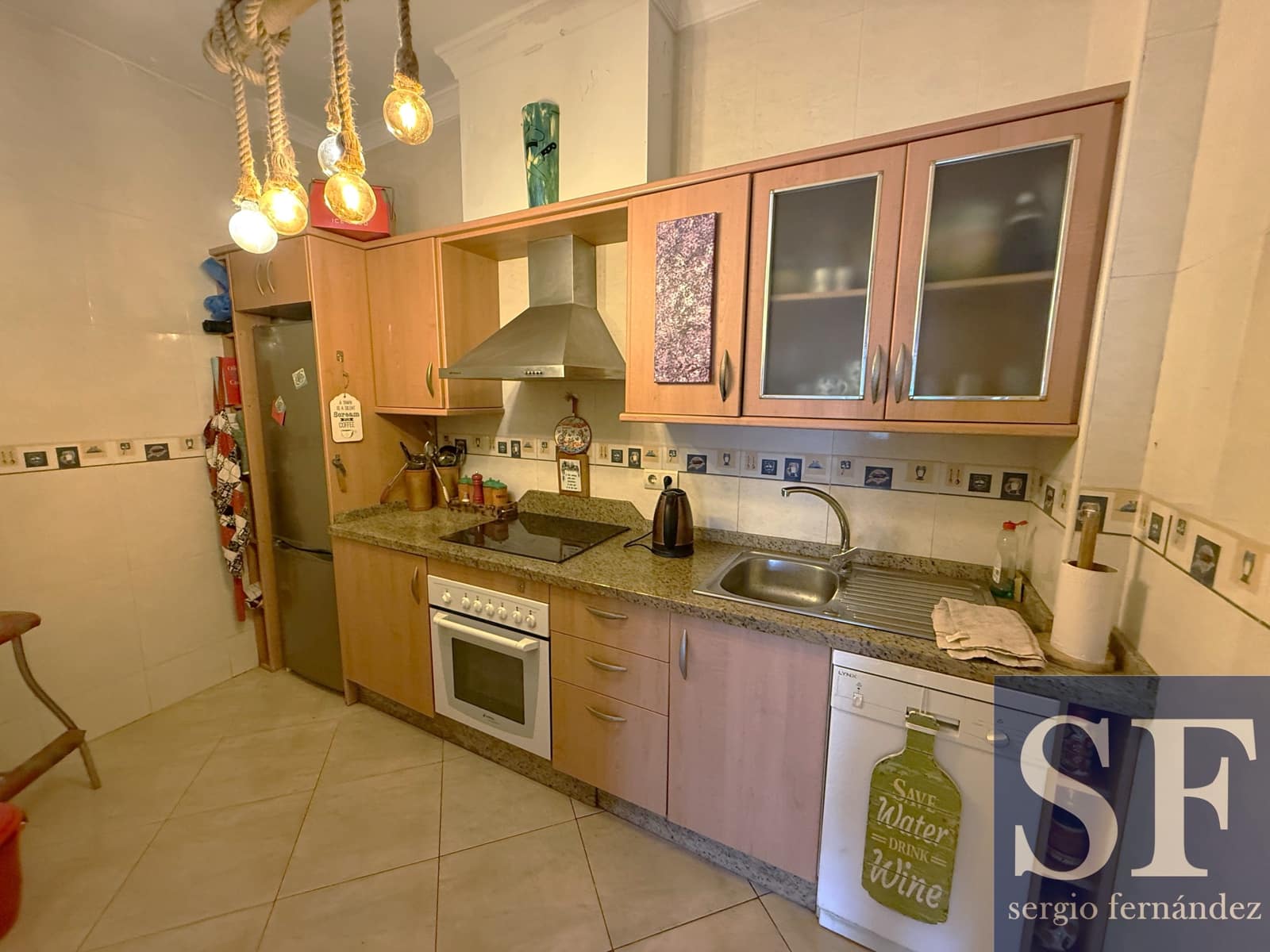 4 soveværelse Byhus til salg i Torrox - € 295.000 (Ref: 10120884)