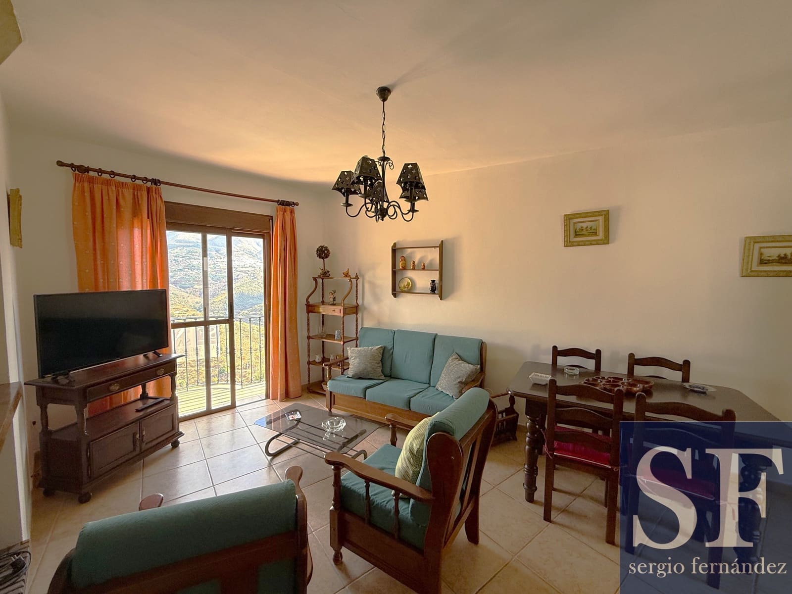 2 quarto Casa em Banda para venda em Corumbela com garagem - 175 000 € (Ref: 10160525)