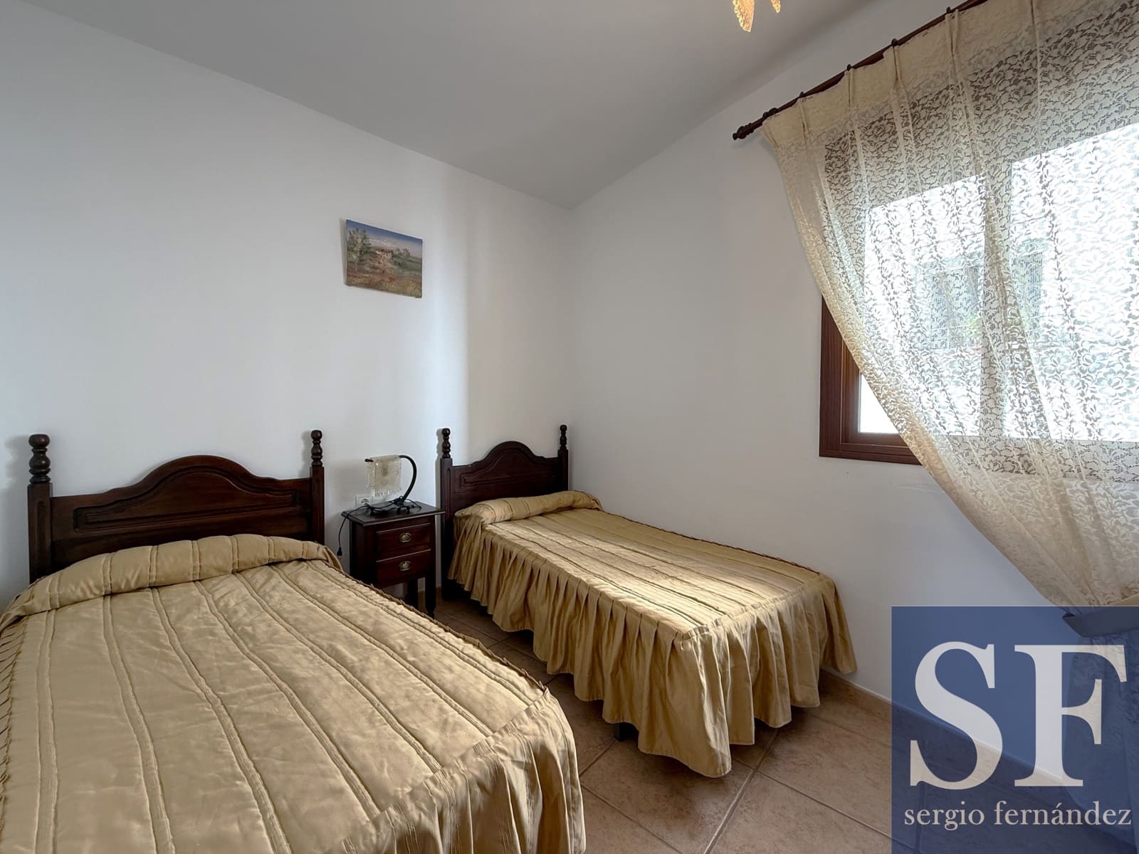2 quarto Casa em Banda para venda em Corumbela com garagem - 175 000 € (Ref: 10160525)