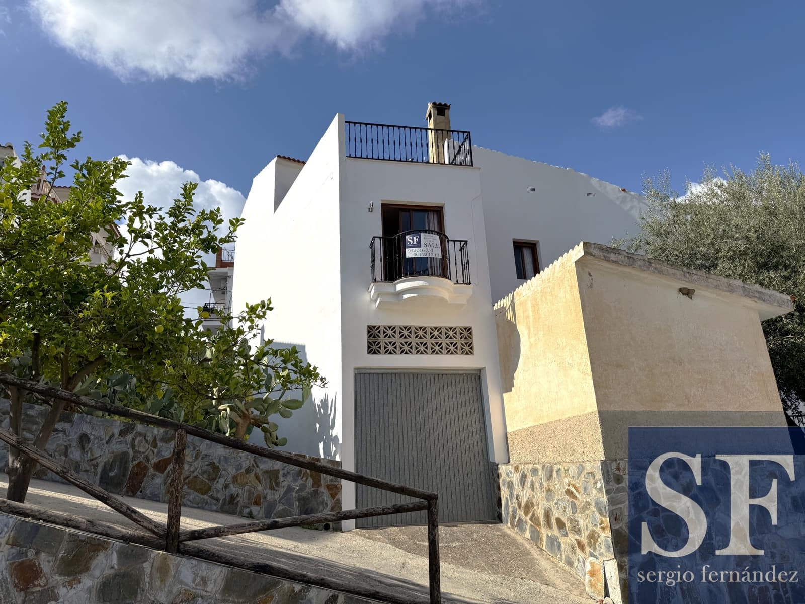 2 quarto Casa em Banda para venda em Corumbela com garagem - 175 000 € (Ref: 10160525)