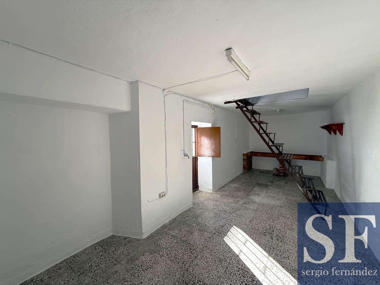 2 soverom Hus til salgs i Competa med garasje - € 158 000 (Ref: 10182205)