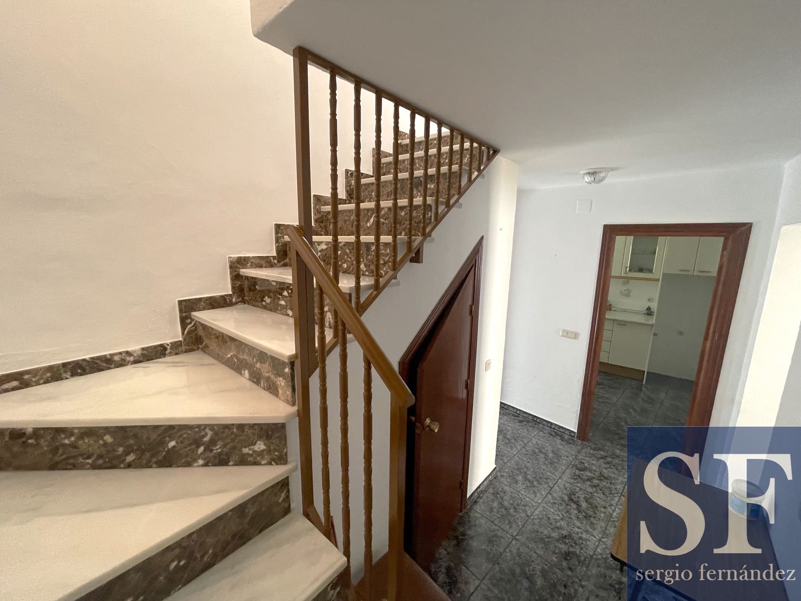 4 soveværelse Byhus til salg i Corumbela - € 115.000 (Ref: 10186011)