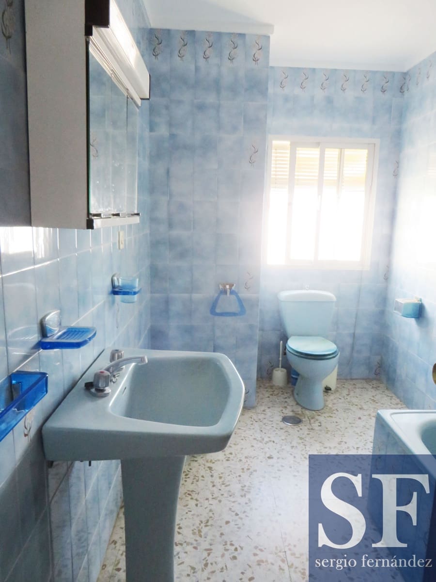 9 sovrum Hus till salu i Canillas de Albaida - 159 000 € (Ref: 3306636)