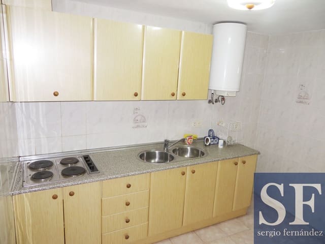 9 soverom Hus til salgs i Canillas de Albaida - € 159 000 (Ref: 3306636)