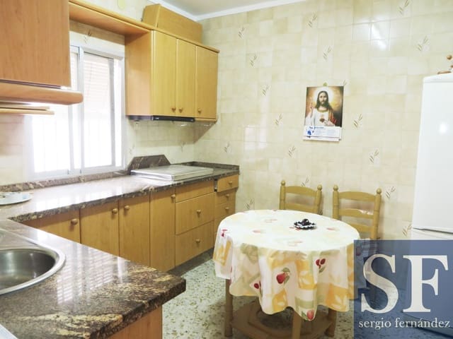 9 soverom Hus til salgs i Canillas de Albaida - € 159 000 (Ref: 3306636)
