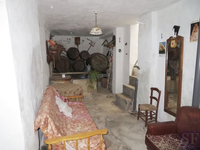 4 bedroom Townhouse for sale in Cómpeta - € 129,000 (Ref: 3306663)