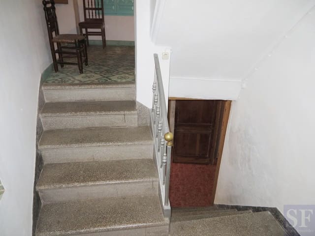 4 bedroom Townhouse for sale in Cómpeta - € 129,000 (Ref: 3306663)