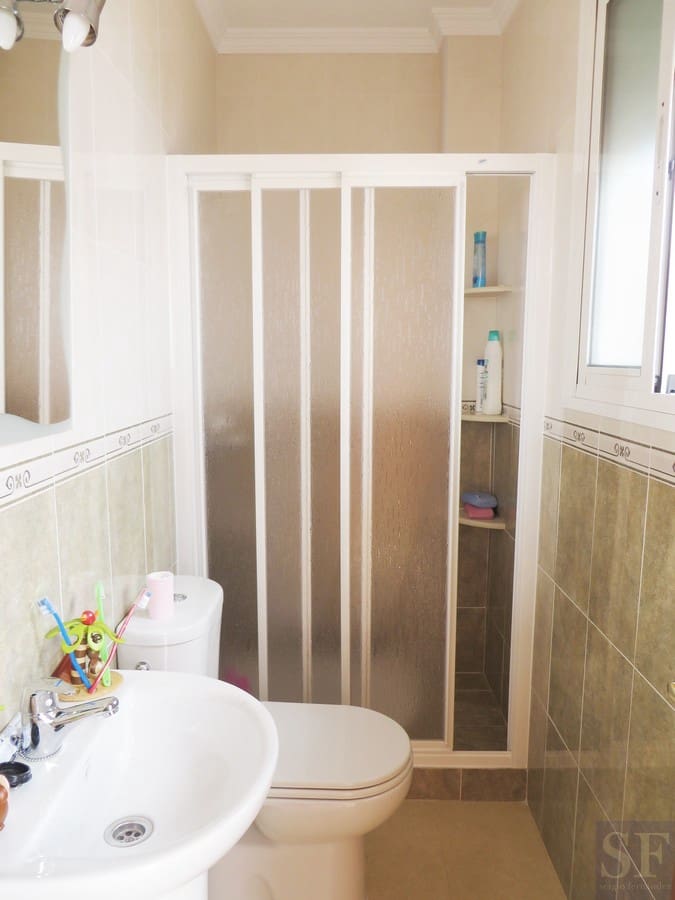 Casa de 3 habitaciones en Cómpeta en venta - 186.000 € (Ref: 3306667)