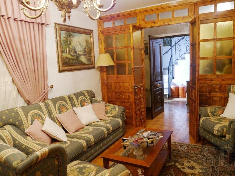 4 bedroom Townhouse for sale in Canillas de Aceituno with garage - € 390,000 (Ref: 3306686)